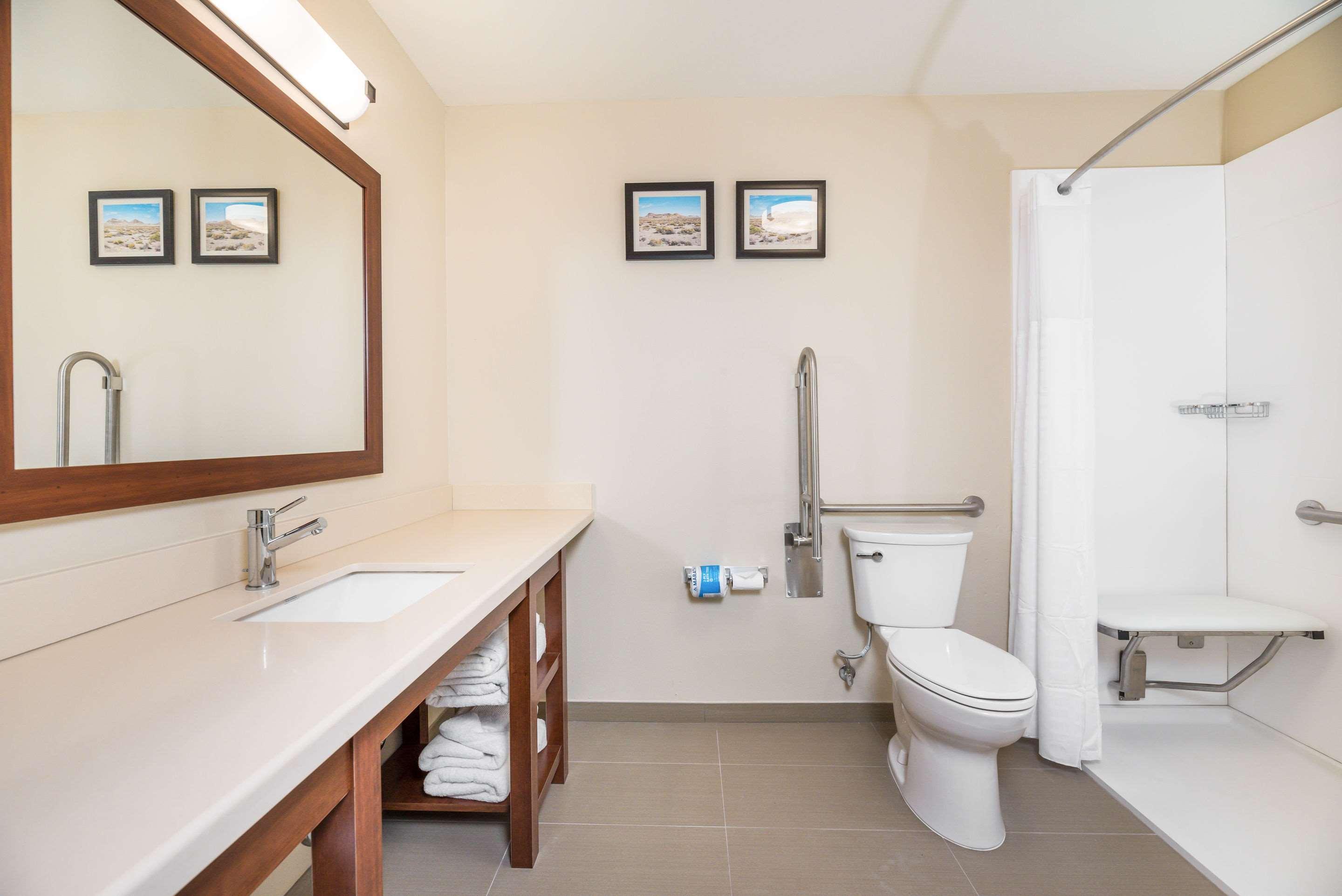 Comfort Inn Тонопа Екстериор снимка