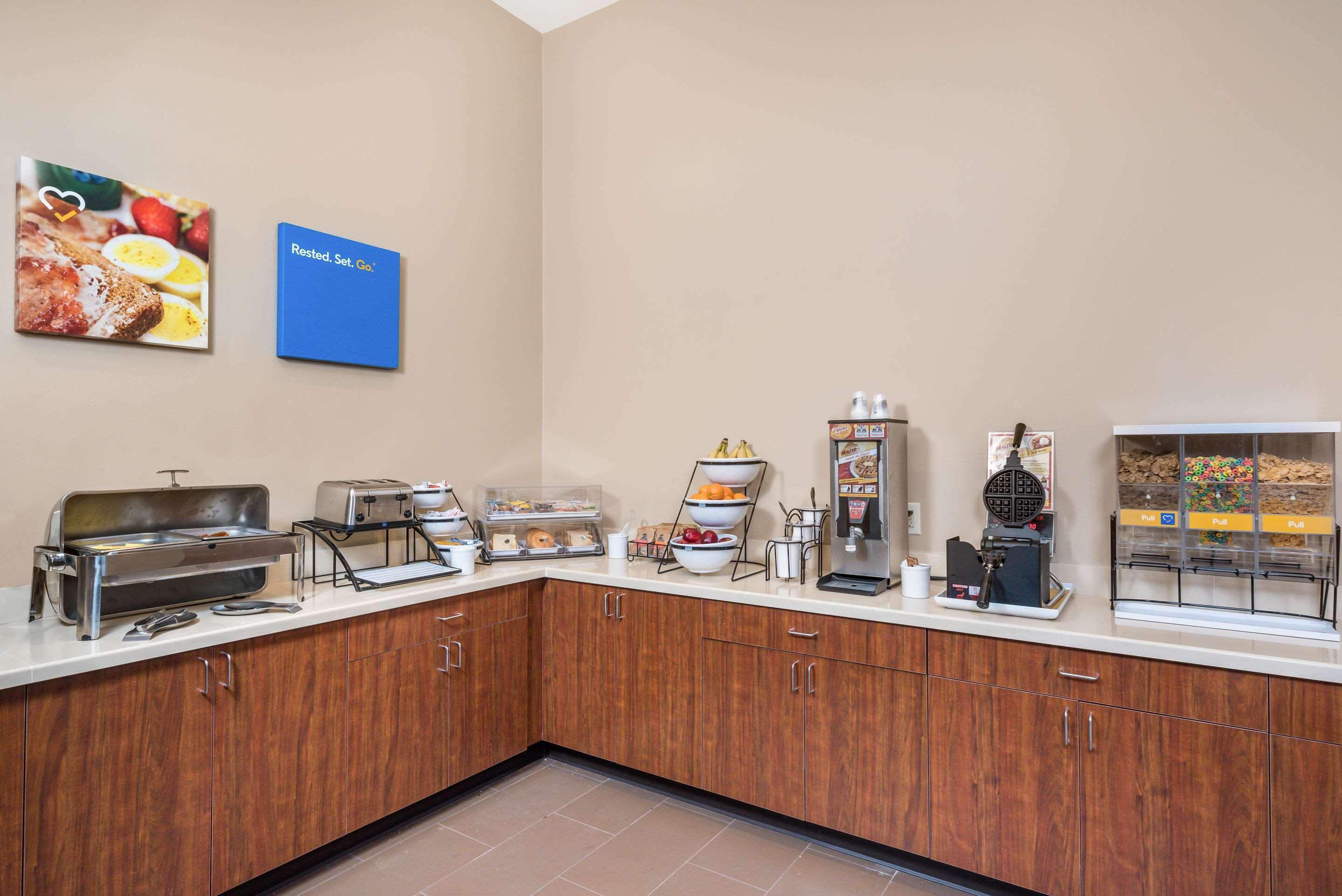 Comfort Inn Тонопа Екстериор снимка